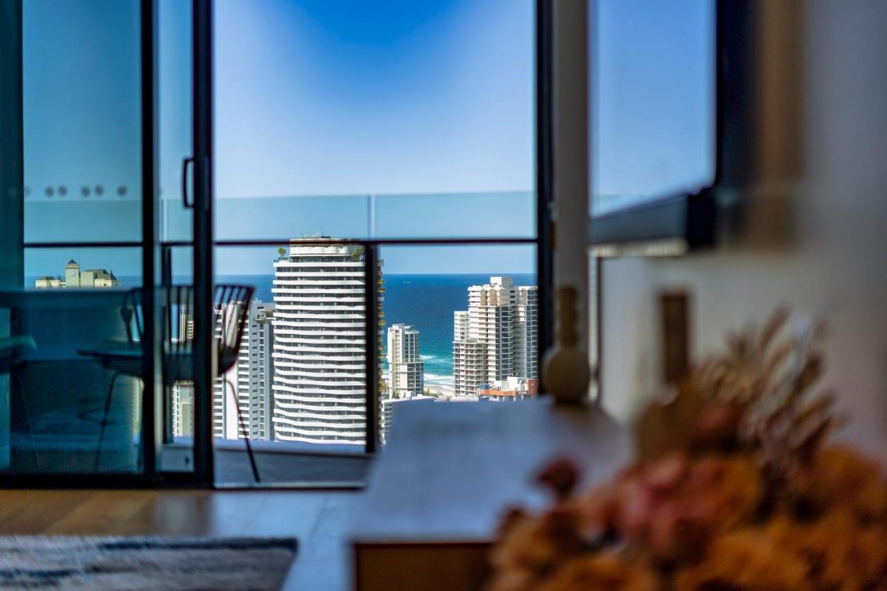 Broadbeach Casino Private Apartments - Gclr Gold Coast Extérieur photo